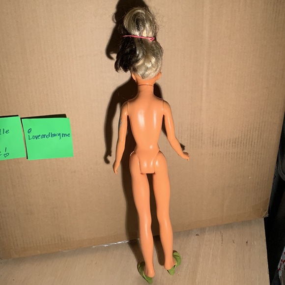 Rare Vintage IDEAL TUESDAY TAYLOR DOLL (?) Blonde/Black Hair Head w defects!🚩 - Picture 14 of 17